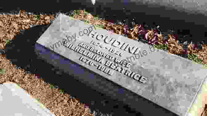 Harry Houdini's Grave A Picture Of Harry Houdini (Picture Biography)